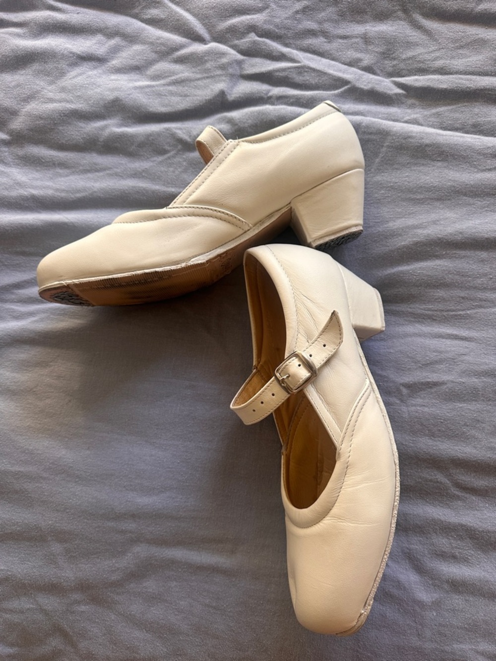 White Folklórico Dance Shoes / Zapatos Blancos de Folklórico
